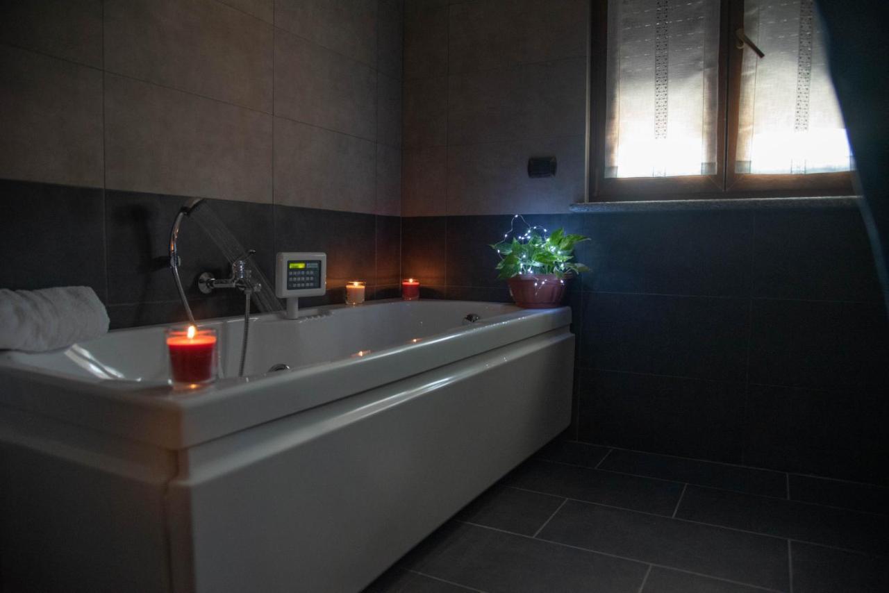 B&B Villa Sofia Fara Novarese 외부 사진